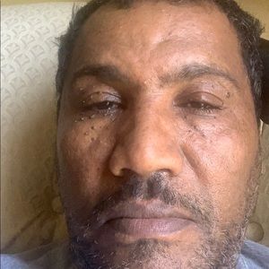 Meet your Posher, Jomo